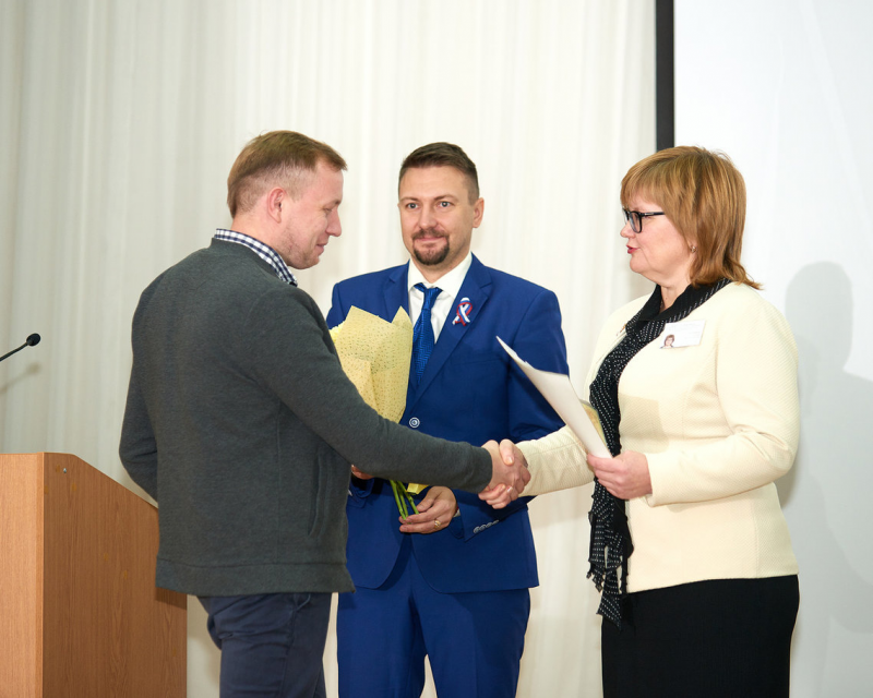 Сошнева вера витальевна. Директор школы 58 в туле. Цо 1 директор. Цо 1 директор. Симонова ирина владимировна.